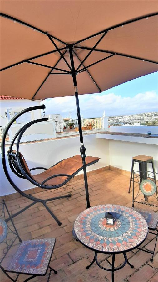 City Walls Rooftop Terrace Duplex @ Citycenter & Beach Lagos Kültér fotó